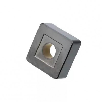 Пластина токарная для тяжелой черновой обработки углеродистых и легированных сталей
