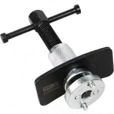 Приспособление для вдавливания поршней тормозных цилиндров