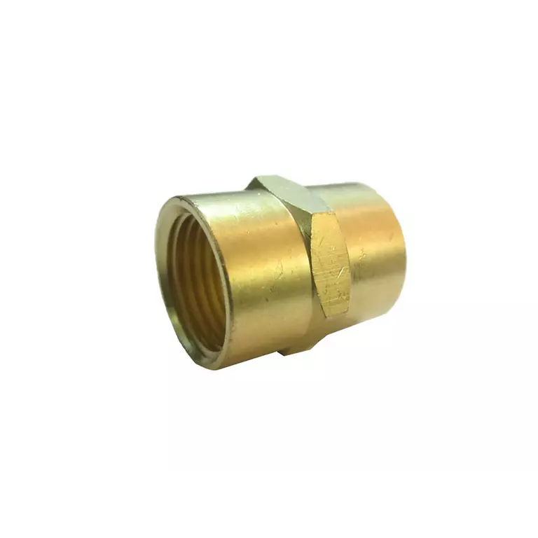 Licota FF30 Переходник внутренняя резьба 3/8" - 3/8"
